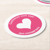 Benutzerdefiniertes weißes Herz auf Rosa Runder Pappuntersetzer (Angewinkelt)