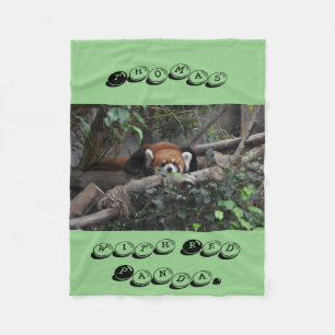 Bequemes Hocken Rotes Panda Fleecedecke