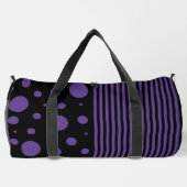Bereiche und Streifen in Lila und schwarz Duffle Bag (Rückseite)