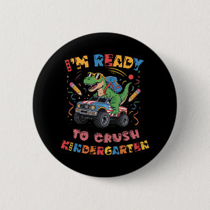 Bereit, den Kindergarten-Monstertruck-Boys T-r zu  Button
