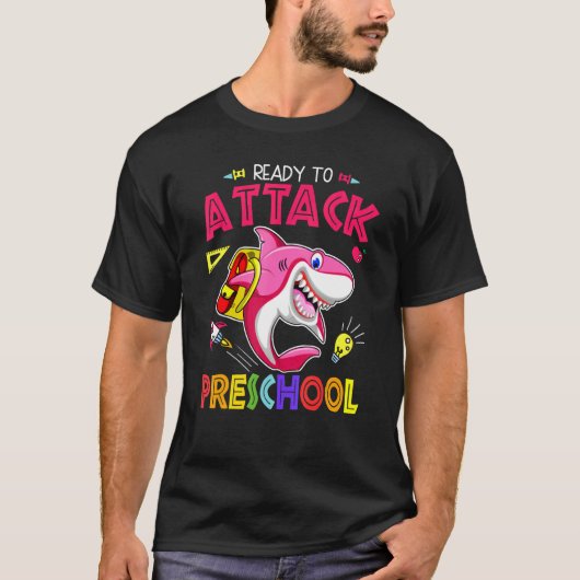 Bereit zum Angriff auf das Mädchen der Vorschule z T-Shirt (Vorderseite)