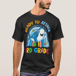 Bereit zum Angriff von Kindern der dritten Klasse  T-Shirt