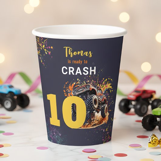 Bereit zum Crash Monster LKW dunklen Geburtstag Pappbecher