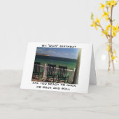 BEREIT ZUM GEBURTSTAG: ROCK ODER ROCK/ROLL KARTE (Gelbe Blume)