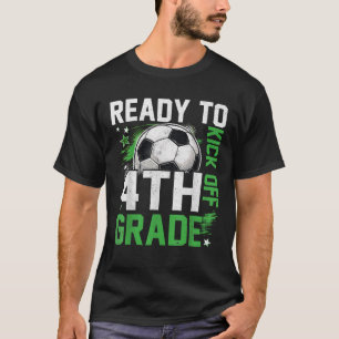 Bereit zum Start in die 4. Klasse Fußballjunge ers T-Shirt