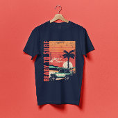 Bereit zum Surfen unter dem Sonnenuntergang T-Shirt