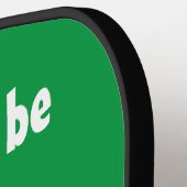 Bereiten Sie sich darauf vor, als Grüner Krieger a Pickleball Schläger (Linke Seite)