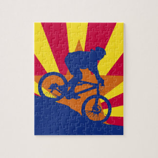 Berg, der Arizona-Flagge radfährt Puzzle