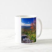 Berg Greylock runder Felsen Vista Kaffeetasse (VorderseiteRechts)