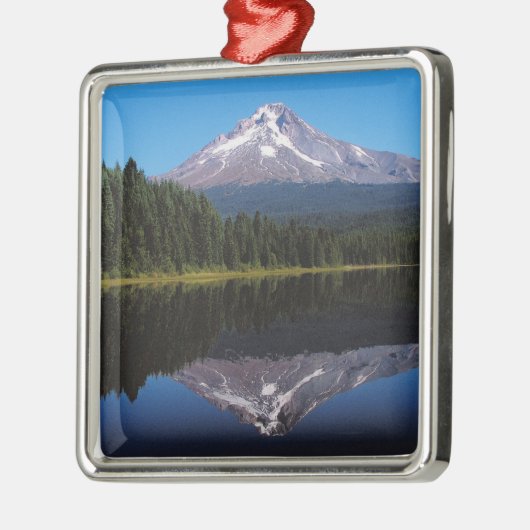 Berg-Haube reflektiert im See Silbernes Ornament (Links)