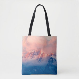 BERG MIT SCHNEE BEDECKT AM TAG TASCHE