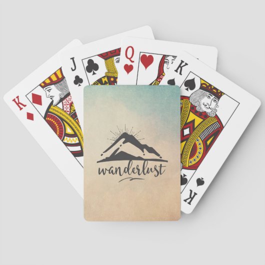 Berg mit Sonnenstrahlen und Wanderlust Typografie Spielkarten (Rückseite)