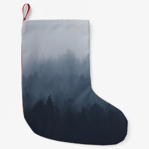 BERG MIT WALD IM FUSTER KLEINER WEIHNACHTSSTRUMPF