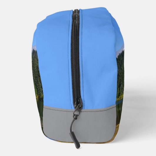 Berg Rainier und See Landschaftliche Landschaft Waschbeutel (Rechts)