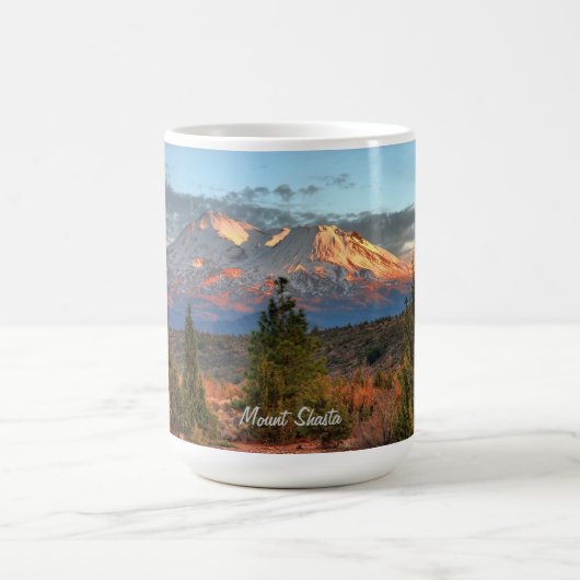 BERG SHASTA AM SONNENUNTERGANG #1 KAFFEETASSE (Mittel)
