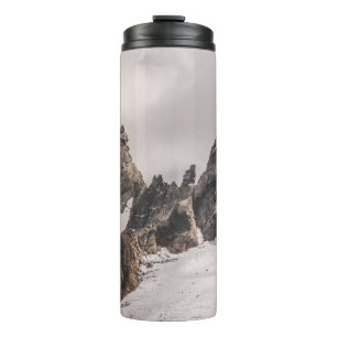 BERGDECKUNG DURCH SCHNEE THERMOSBECHER