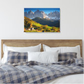Bergdorf Santa Maddalena im Herbst Leinwand (Insitu (Schlafzimmer))