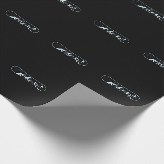 Berge auf dem Snowboard Geschenkpapier (Ecke)