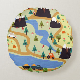 Berge, Flüsse, Wald, Autokomuster. Rundes Kissen