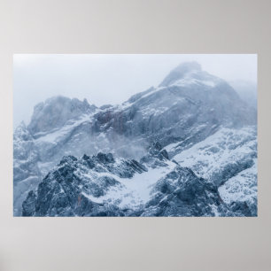 Berge Schnee und Nebel Poster