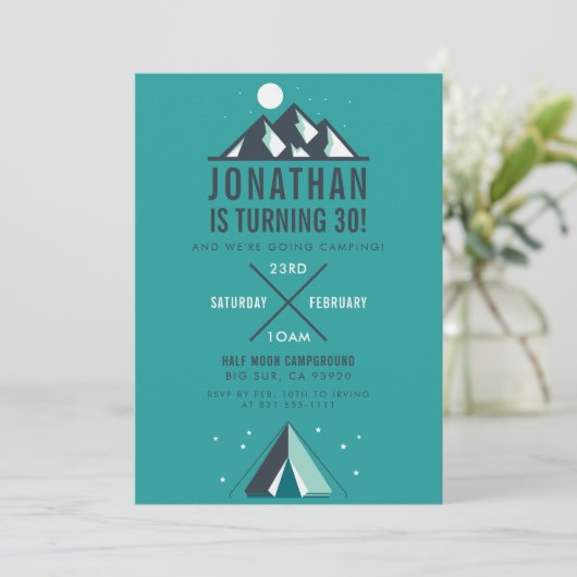 Berge & Tipi | Modern Camping Birthday Party Einladung (Stehend Vorderseite)