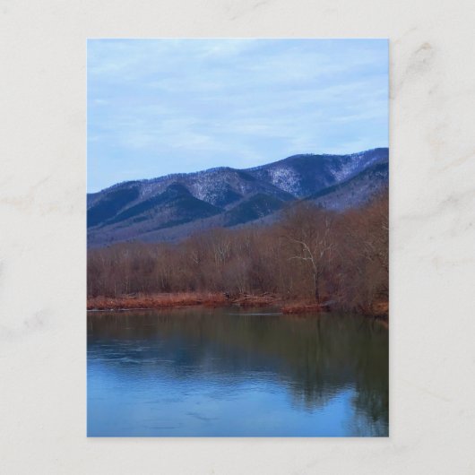 Berge und Winterlandschaft am See Postkarte (Vorderseite)