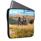 BERGFAHREN LAPTOPSCHUTZHÜLLE (Vorne Rechts)