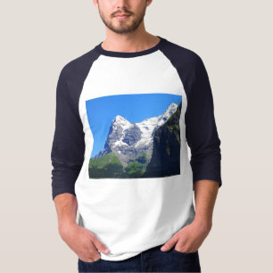 Berggipfel in den Schweizer Alpen T-Shirt