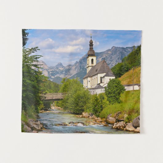Bergkirche mit Flusslandschaft Wandteppich (Vorderseite (Horizontal))