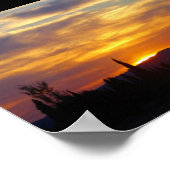 Berglandschaft bei Sonnenuntergang Poster (Ecke)