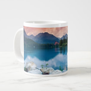 Bergsee im Nationalpark Hohe Tatra 2 Jumbo-Tasse