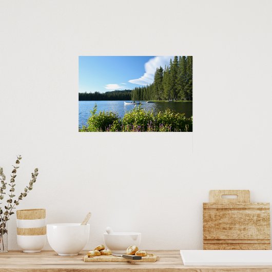 Bergsee, Kanu, Wildblumen Poster (Küche)