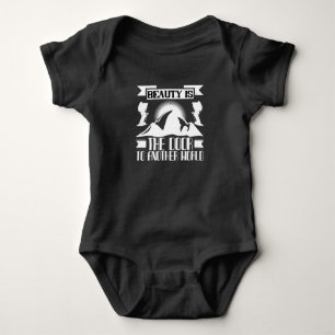 Bergsteigen - Schönheit ist die Tür Baby Strampler