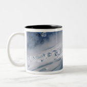 Bergsteiger auf dem Tasman Gletscher im Berg Zweifarbige Tasse (Links)