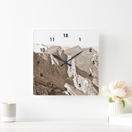 Bergsteigermauerwerk Quadratische Wanduhr (Zuhause)