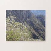 Bergtal mit ruhigen Blüten Puzzle (Horizontal)