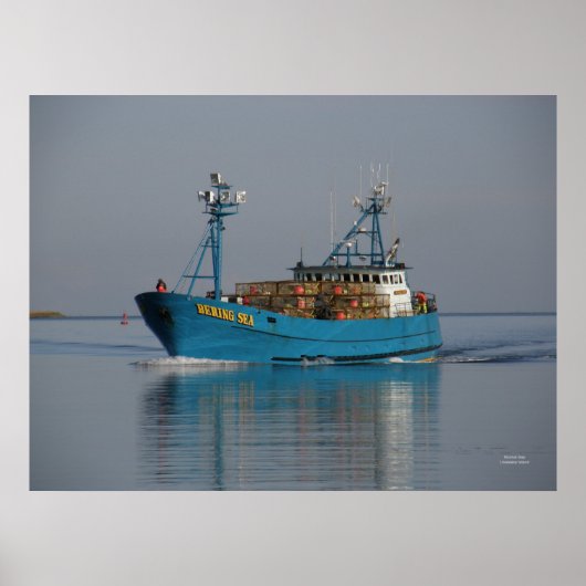Bering Sea, Crab Boat im niederländischen Hafen, A Poster (Vorne)