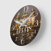Berlin Germany Runde Wanduhr (Winkel)