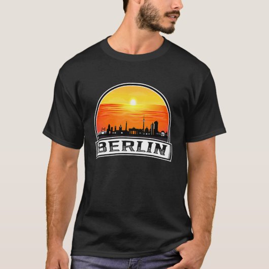 Berlin Germany Sunset Skyline T-Shirt (Vorderseite)