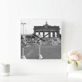 Berlin Wall West Germany 1989 Quadratische Wanduhr (Zuhause)
