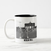 Berliner Mauer Zweifarbige Tasse (Links)