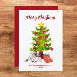 Berman Cat Christmas Card Feiertagskarte<br><div class="desc">Frohe Weihnachten! Diese individuellen Urlaubskarten sind die perfekte Möglichkeit, um Ihr Haustier in Ihre Feiertagsgruß einzubinden. Dieses Design umfasst Aquarellelemente, darunter einen verzierten Weihnachtsbaum, Geschenke und eine bezaubernde Birmkatze. Passen Sie Ihren Namen, Ihren Familiennamen, das Jahr und die Grußbotschaft Ihrer Wahl an. Diese Karten sind sowohl auf Papier als auch...</div>