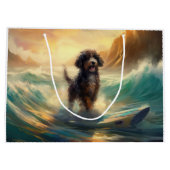 Bernedoodle Beach Surfen Malerei Große Geschenktüte (Rückseite)