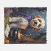 Bernedoodle Dog Whimsical Halloween Malerei Fleecedecke (Vorderseite (Horizontal))