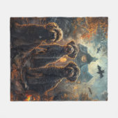 Bernedoodle Halloween Night Doggy Delight Fleecedecke (Vorderseite (Horizontal))