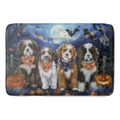 Bernedoodle Halloween Spooky Badematte (Vorderseite)