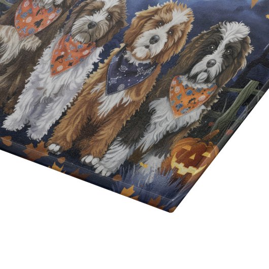 Bernedoodle Halloween Spooky Schneidebrett (Ecke)