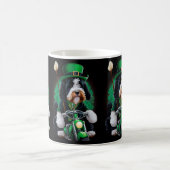 Bernedoodle Hund Fahrrad St. Patrick's Day Kaffeetasse (Mittel)