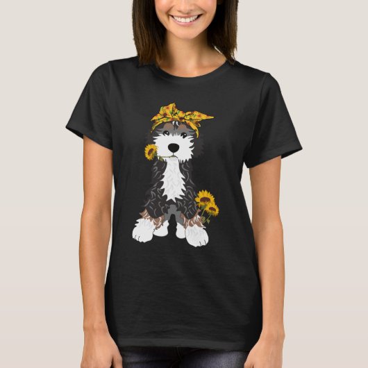 Bernedoodle Hund mit Sonnenblumen T-Shirt (Vorderseite)