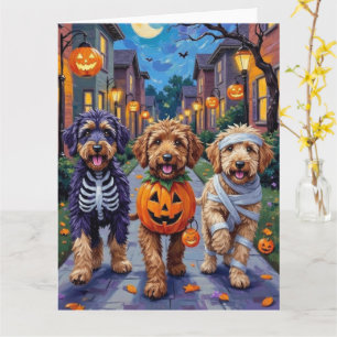 Bernedoodle Hunde beim Trick-or-Treat an Halloween Karte